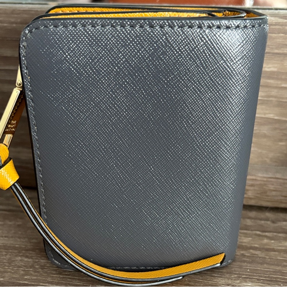 Marc Jacobs Orange Wallet with Gold Accent - Picture 3 of 3
